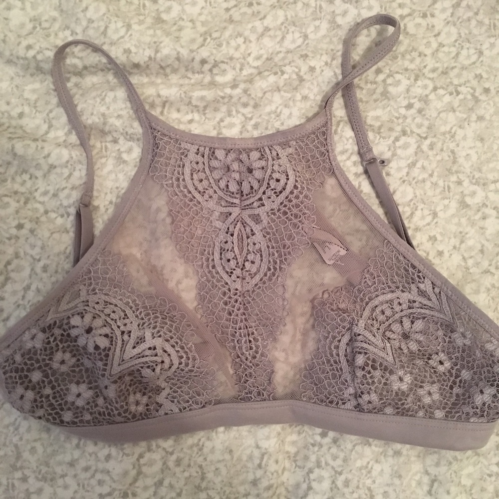 NEW Victoria’s secret light purple bralette
